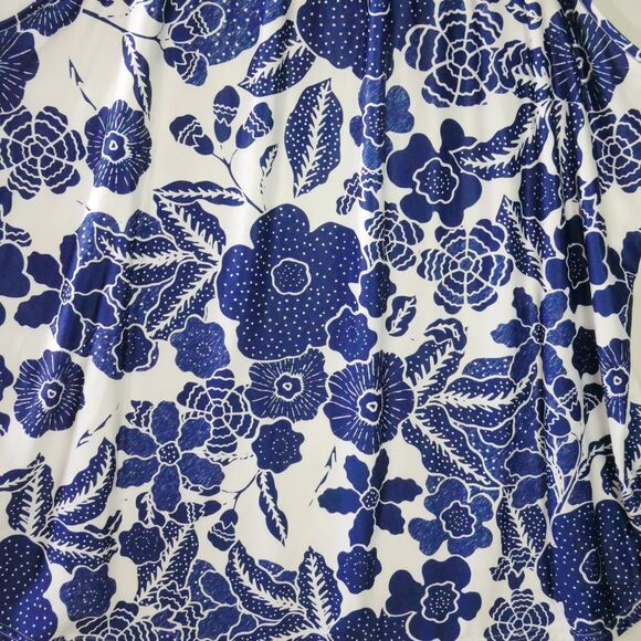 LoveU Dear Women’s Size 3XL Tank Top Blue And White Floral Print - Picture 3 of 9